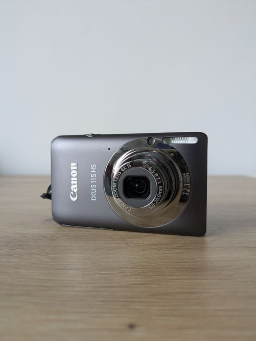 Canon IXUS 115 IS  12MP - УНИКАЛНИ СНИМКИ! Дигитална Камера КАТО НОВА