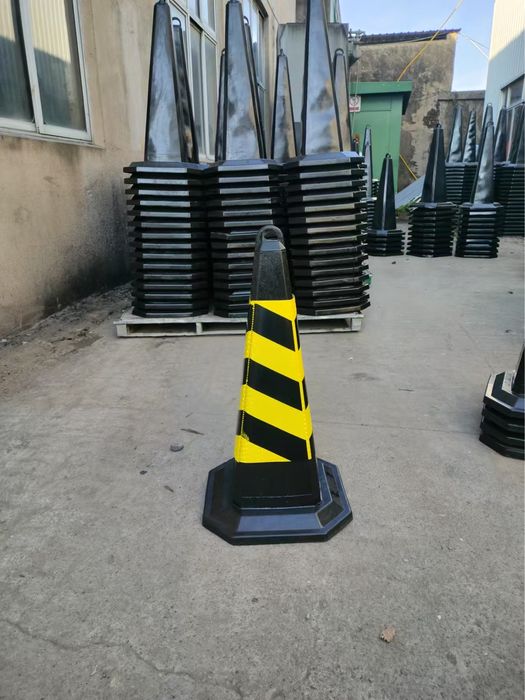 дорожные конусы