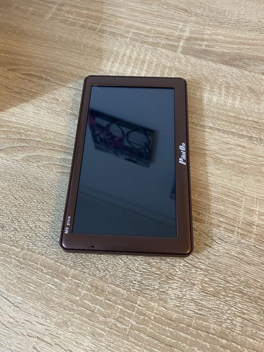 GPS PilotOn M9Plus 16GB 7” – Ecran Mare, Full Box, Nefolosit!