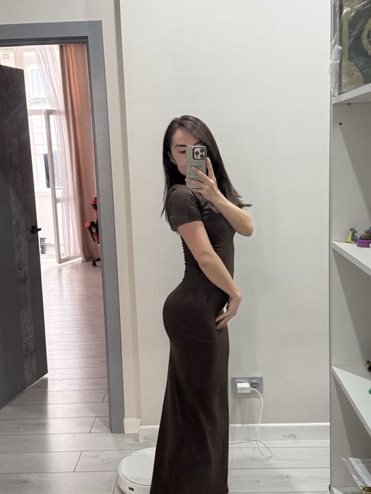 Красивое элегантное платье 42-44