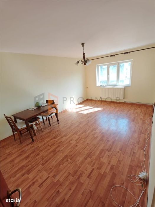 Apartament 3 camere cf 1 decomandat zona Unirii-Centru