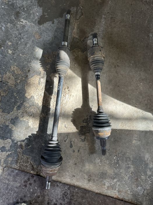 Предни полуоски Mercedes R class W251 /Мерцедес р класа в251