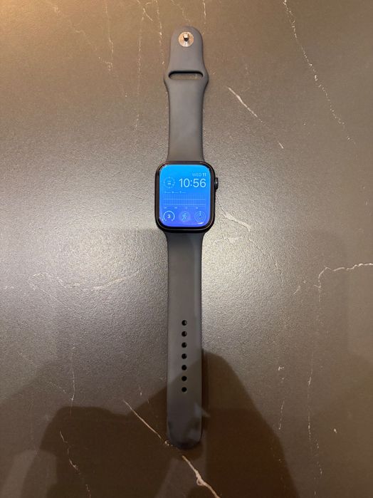 Apple Watch 8 45mm