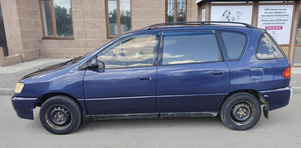 Toyota ipsum 1996г передний привод