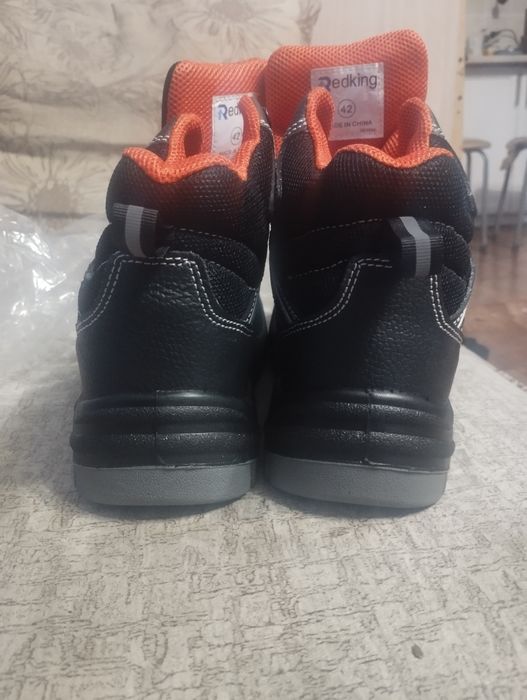 Спеч обувь мужская