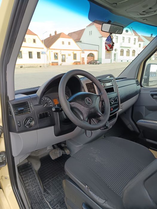 Mercedes sprinter 518,519,416 . motor  3.0.  Iveco dayli 35c150