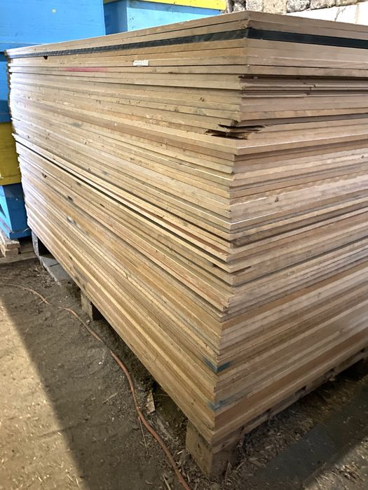 Продавам MDF дървени плоскости с ламинатово покритие 8мм