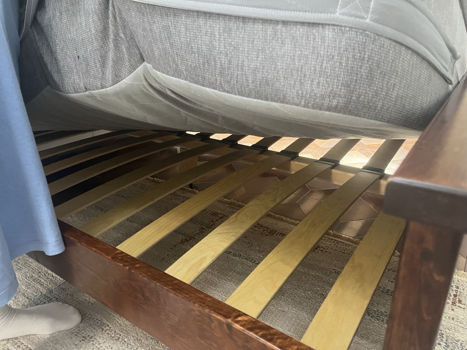 Кровать с матрасом или обмен