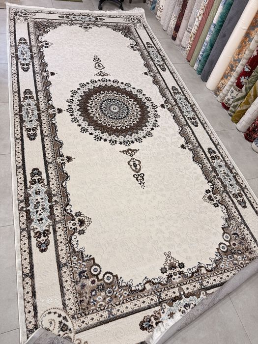 Расспродажа новых ковров