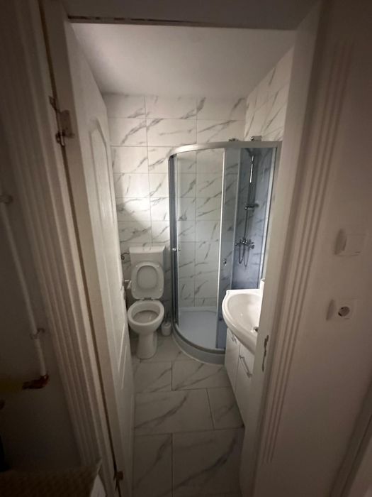 Vând apartament 2 camere Radauți central