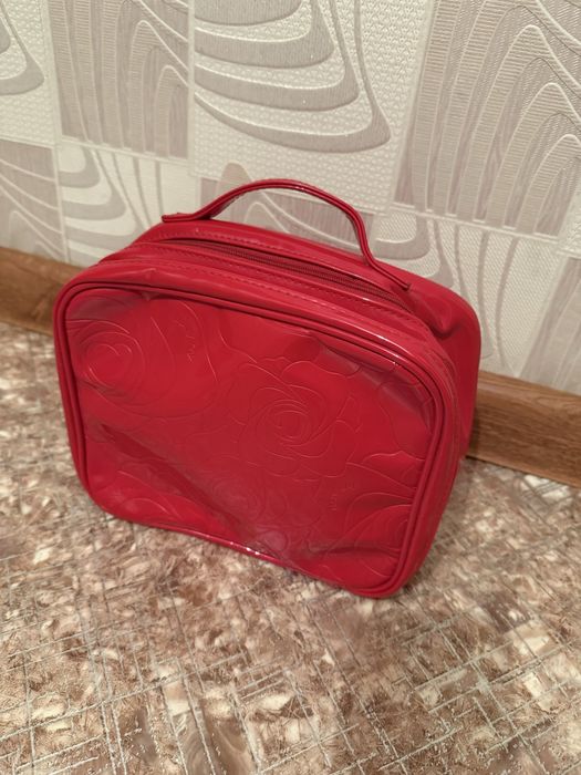 Продам сумки по 1000тенге