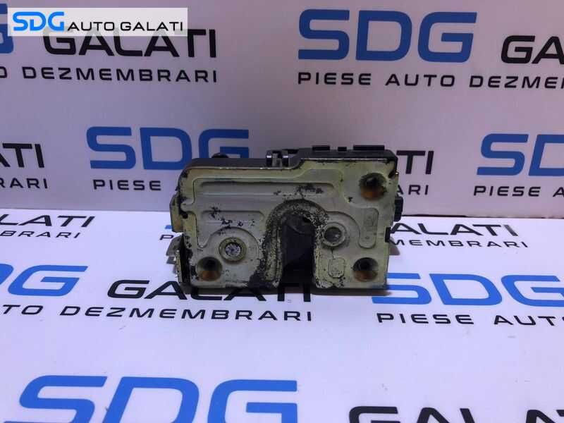 Broasca Incuietoare Usa Portiera Dreapta Fata Pasager Dacia Logan 1 2004 – 2012 [LS1409]