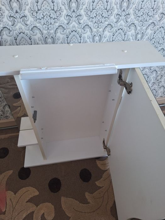 Продам полку в ванную