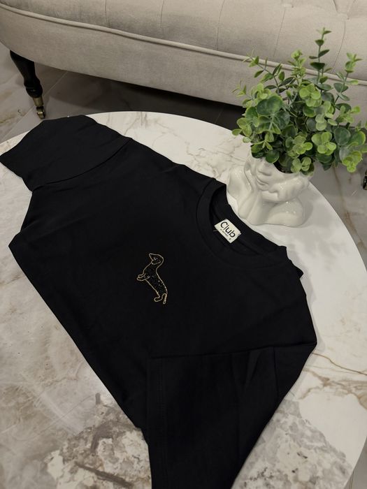 Oversized тениска с бляскав детайл