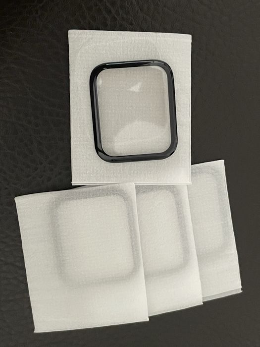 Каишки и протектори за apple watch