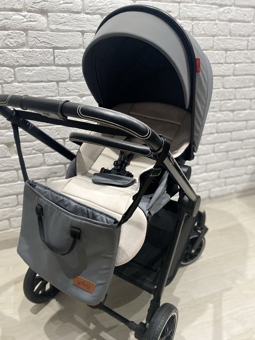 Детская коляска