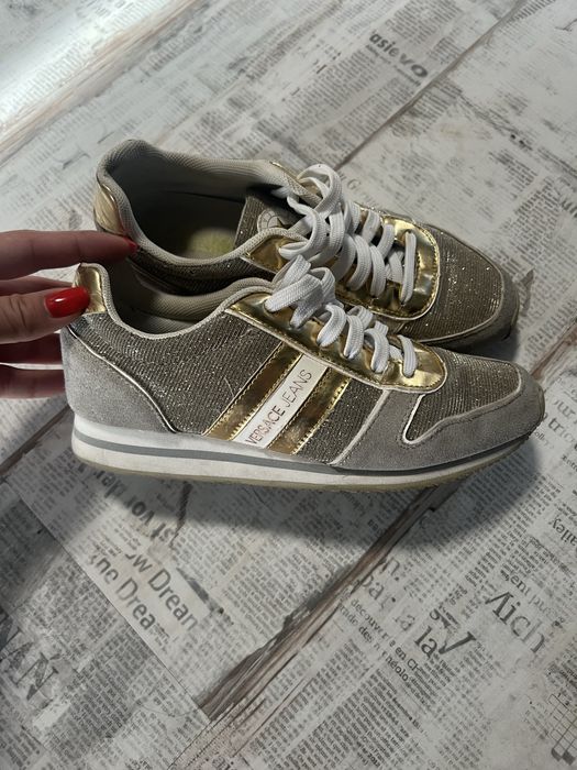 Дамски обувки