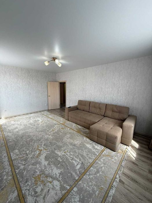Продажа 2-комнатной квартиры Юбилейный 65м2
