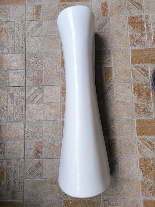 Ботуш с мивка за баня