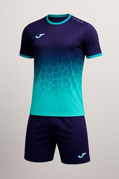 Форма футбольная-взрослая ,детская.