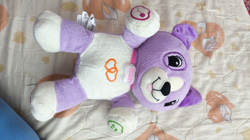 Интерактивна играчка пеещо куче Violet  Leap Frog my pal Вайълет