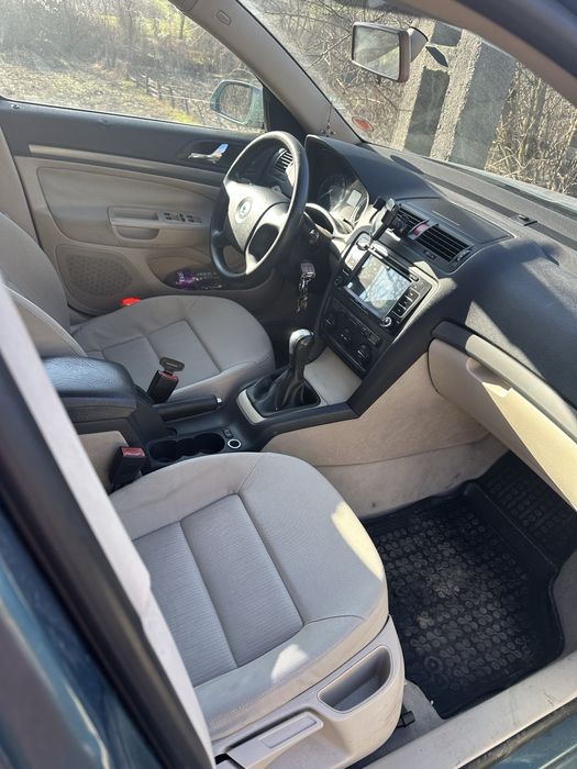 Vand Scoda Octavia 2