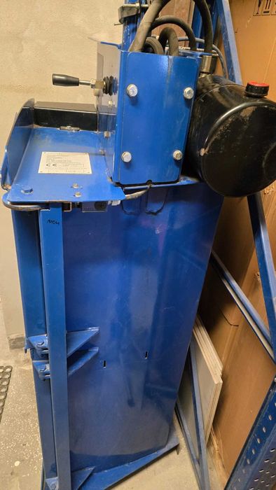 Хидравлична преса за  балиране на хартия, найлон, текстил