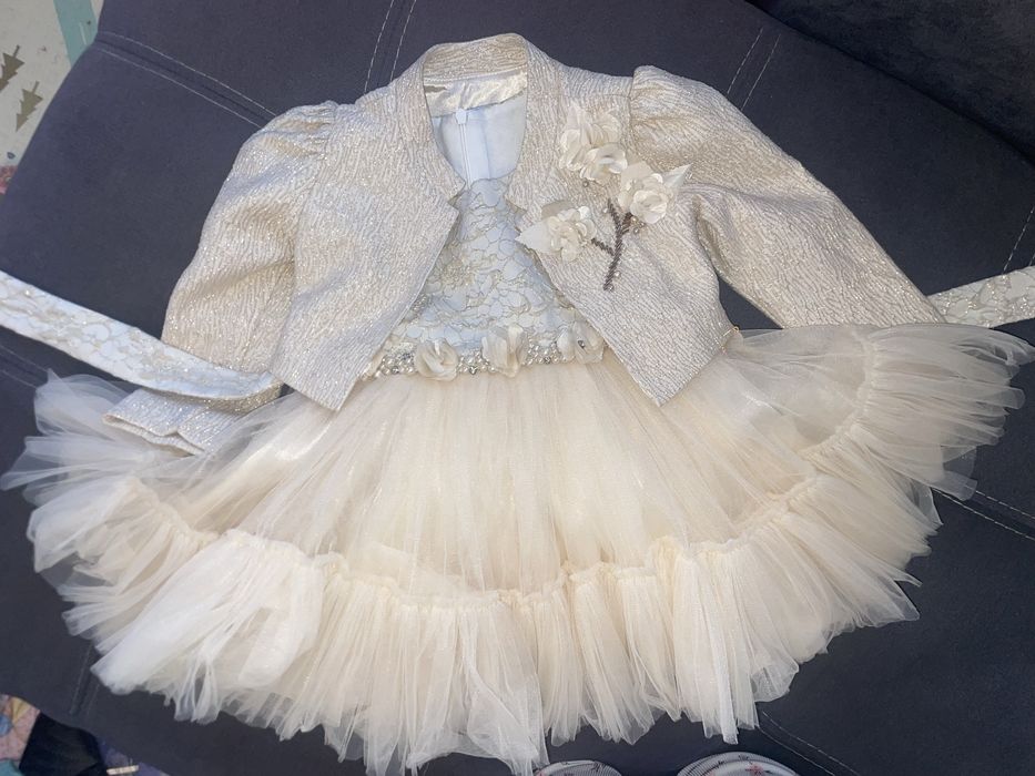 Платье и пиджак на девочку