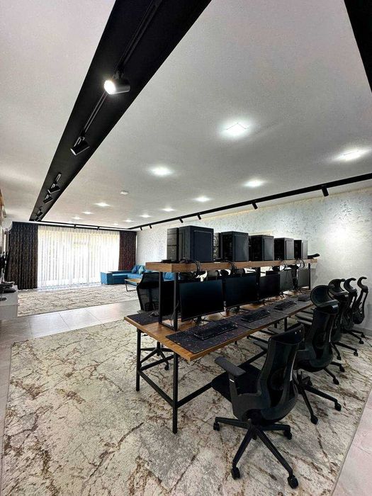 Сдаётся в аренду дача все удобства есть только семья и друзья BERLIN