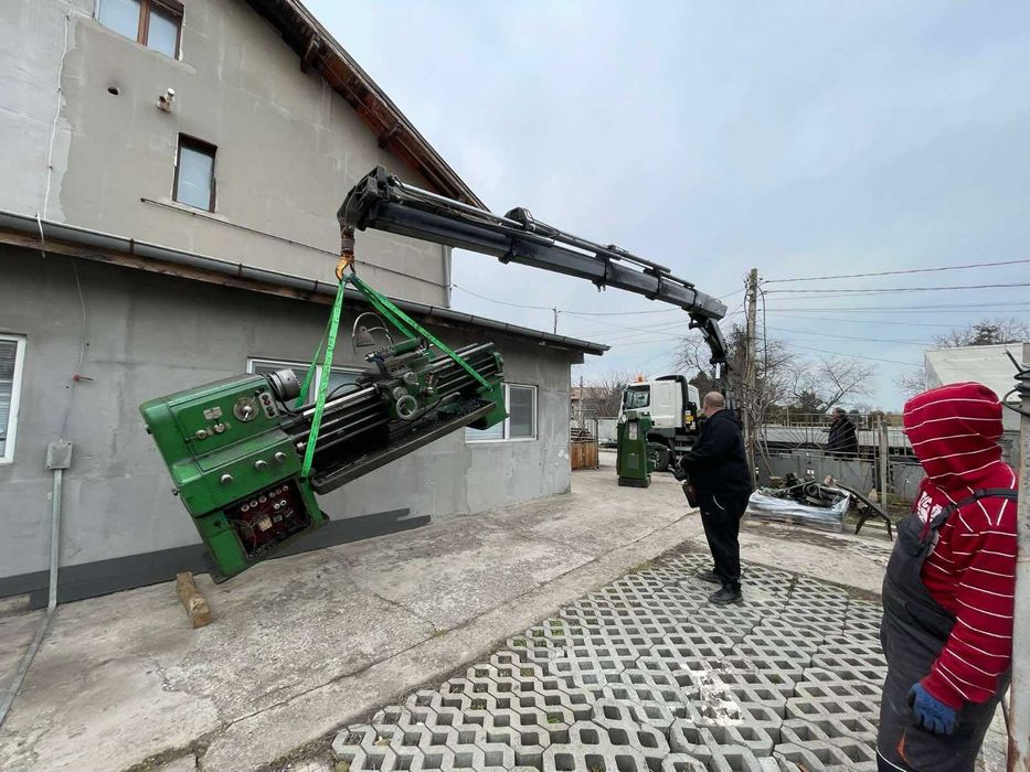 камион с кран ,товаро разтоварни услуги