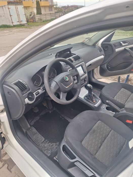 Vând Skoda Octavia 1.6 Dci an 2012