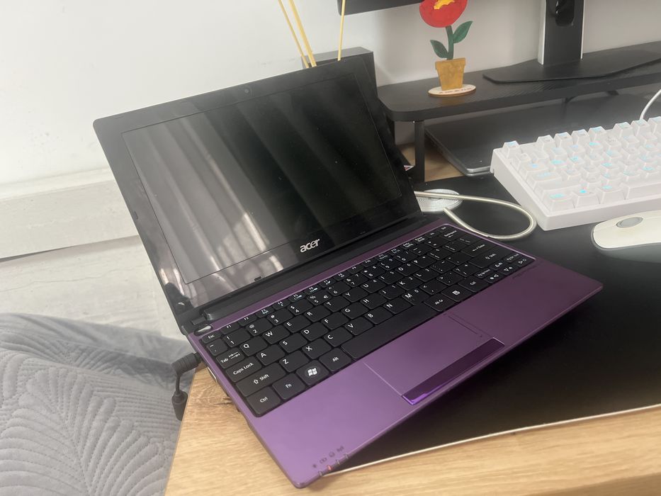 Продается Acer Aspire One