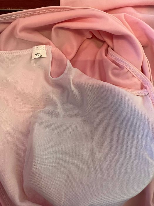 Нов бански размер 2 XL.