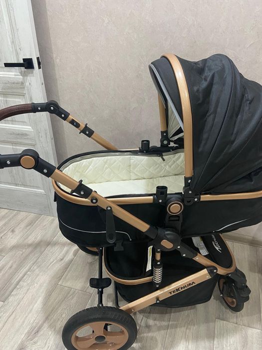 Продается коляска 2 в1