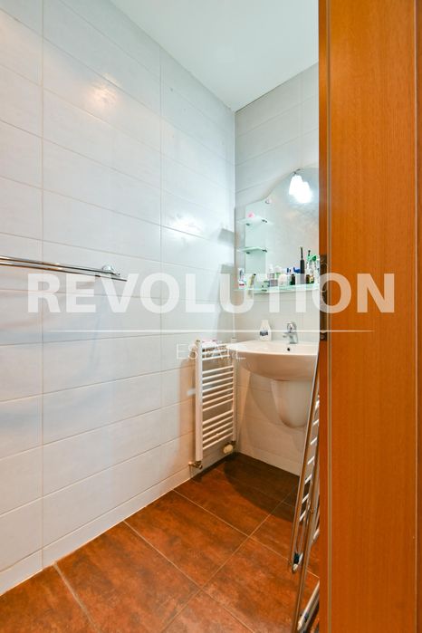 Дава се под наем Двустаен апартамент в София, Борово - 60 кв.м за 750 € - Снимка #8