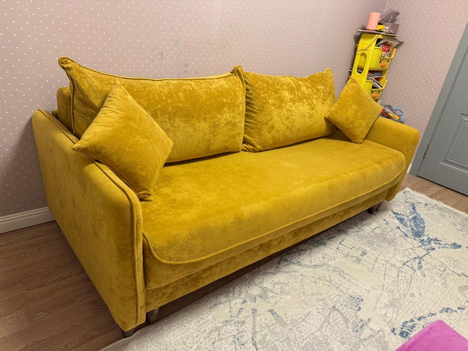 Продам диван раздвижной