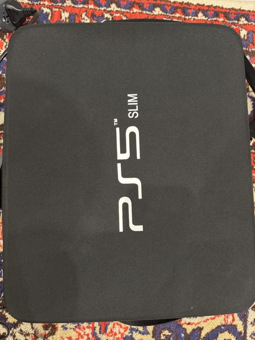 Продам PS5 slim 1tb