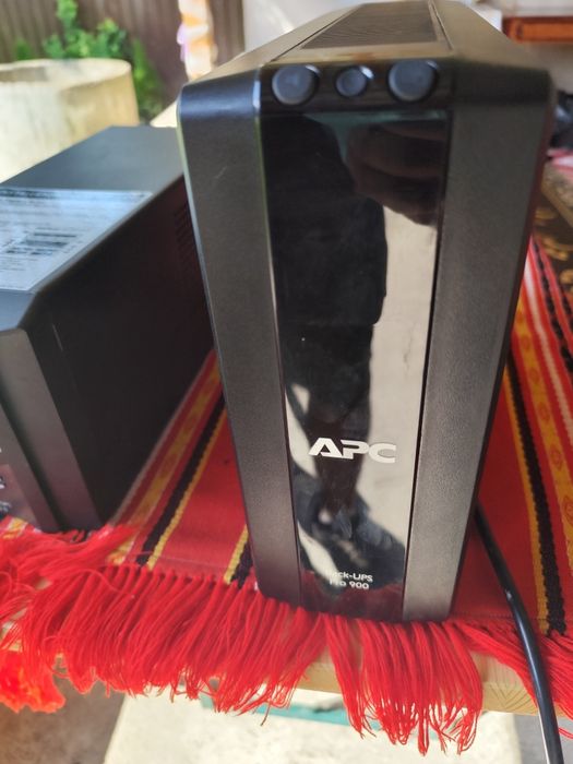 Apc pro 900/ Apc Smart ups 750