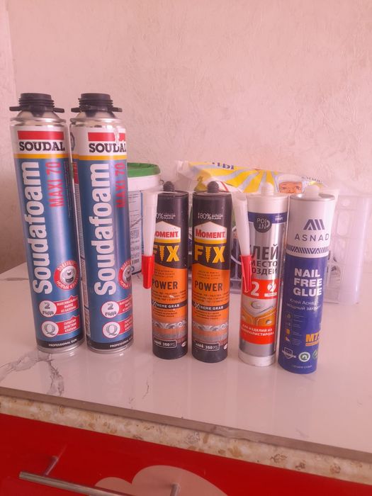 Глат шпаклёвка    3  мешок  кафелный клей  .