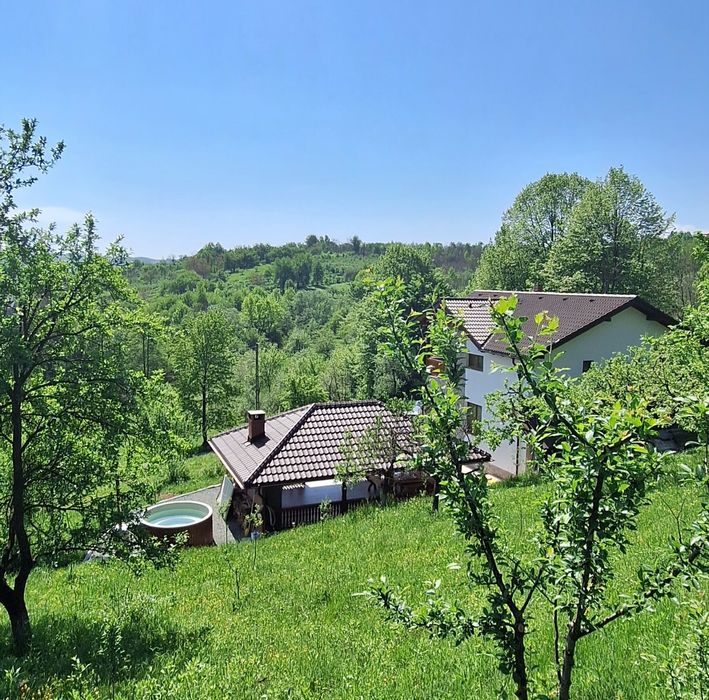 Cabana de închiriat