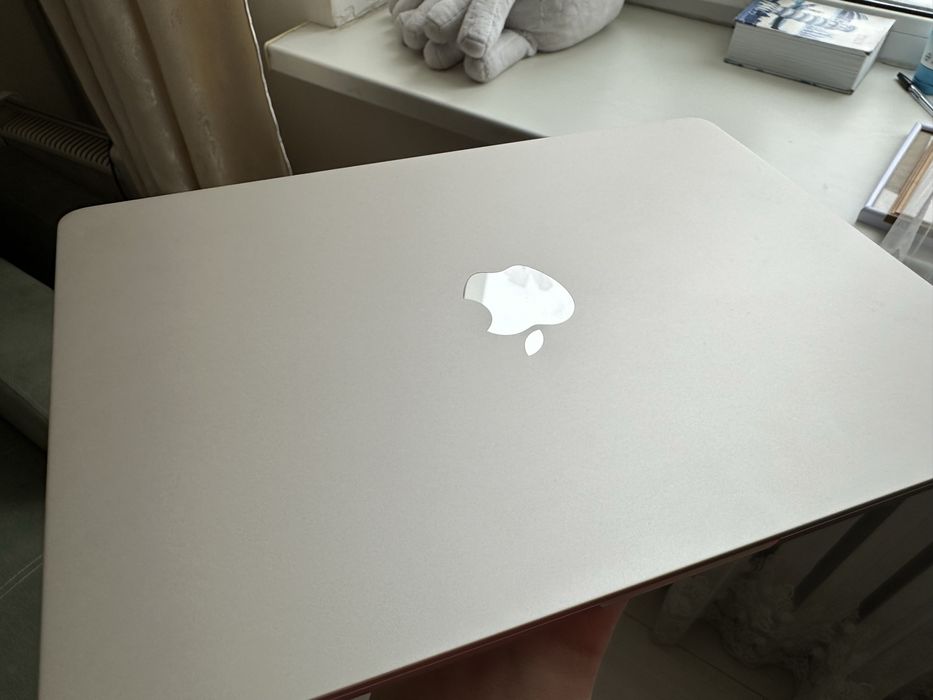 Macbook air 13” M2