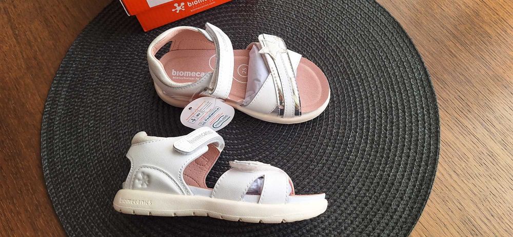 Сандали - чисто нови - Biomecanics, Geox, Superfit - н. 25