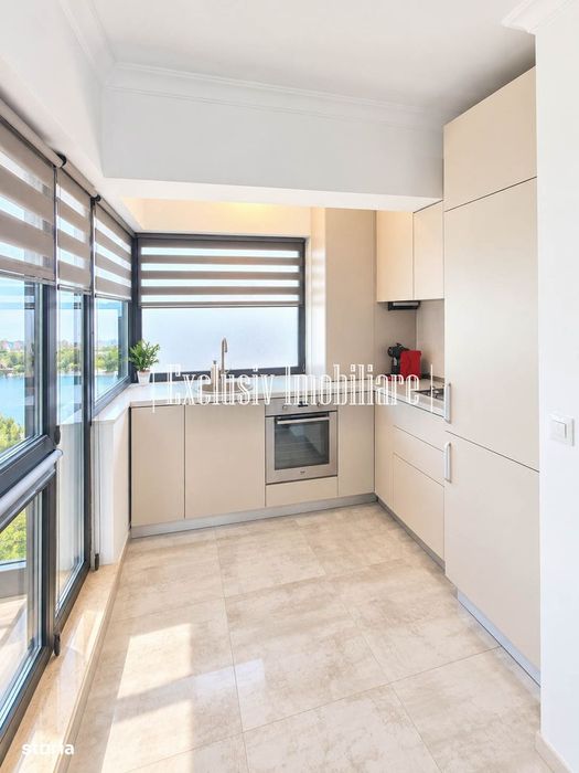 Campus Universitar - Apartament Premium cu Vedere la Lac - Termen Lung
