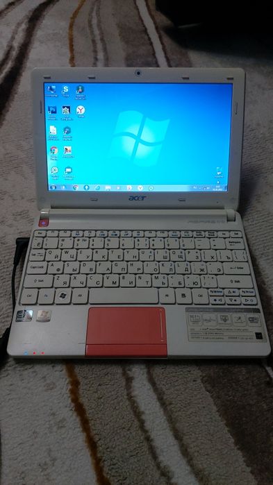 Продам нетбук Acer Aspire one