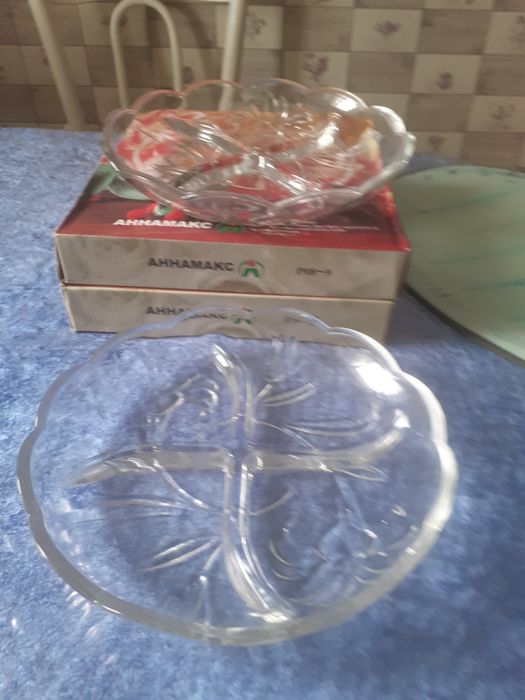 Менажница, менажница.