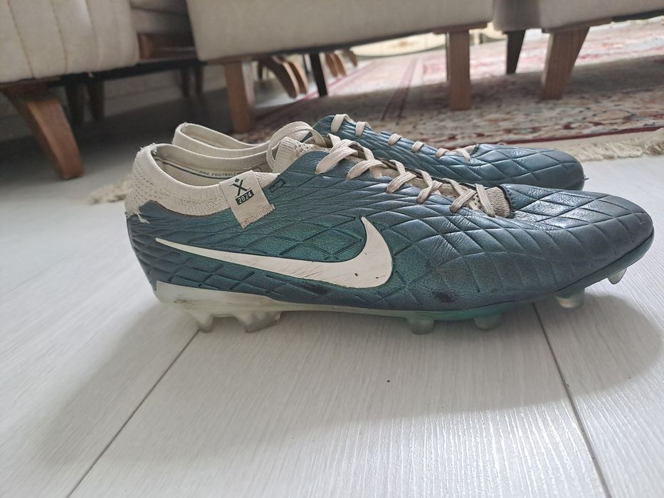 Продам бутсы 42 размер