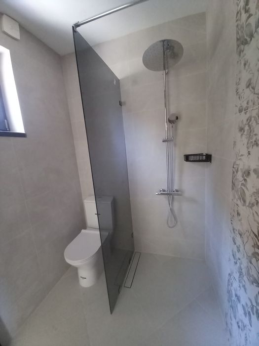 Параван за баня 6-8-10мм закалено стъкло