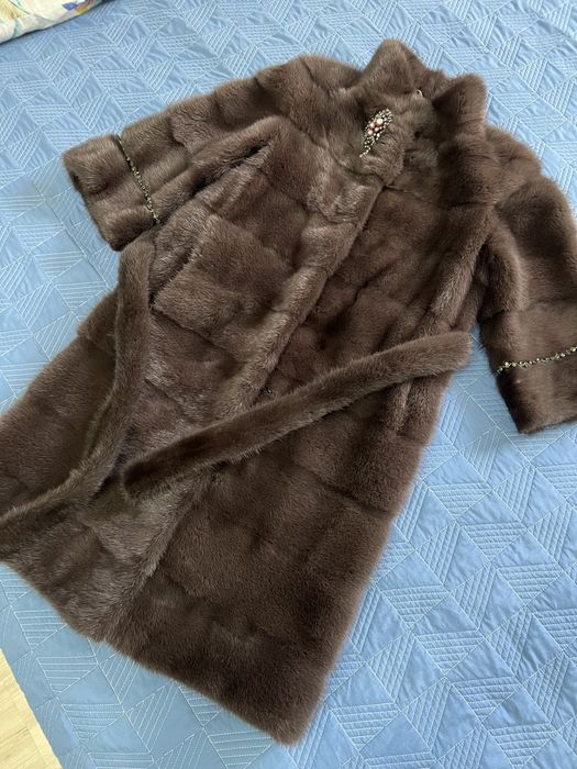 Продам норковую шубу
