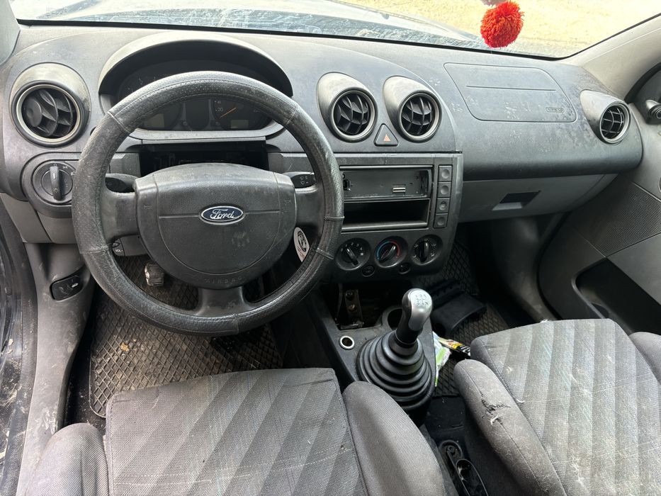 Ford Fiesta mk5 2/3 1.4Hdi Форд Фиеста 1.4 Хди на-части!