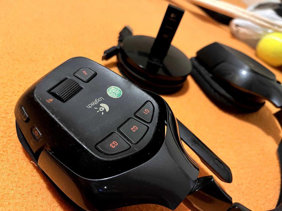 Слушалки Logitech G930